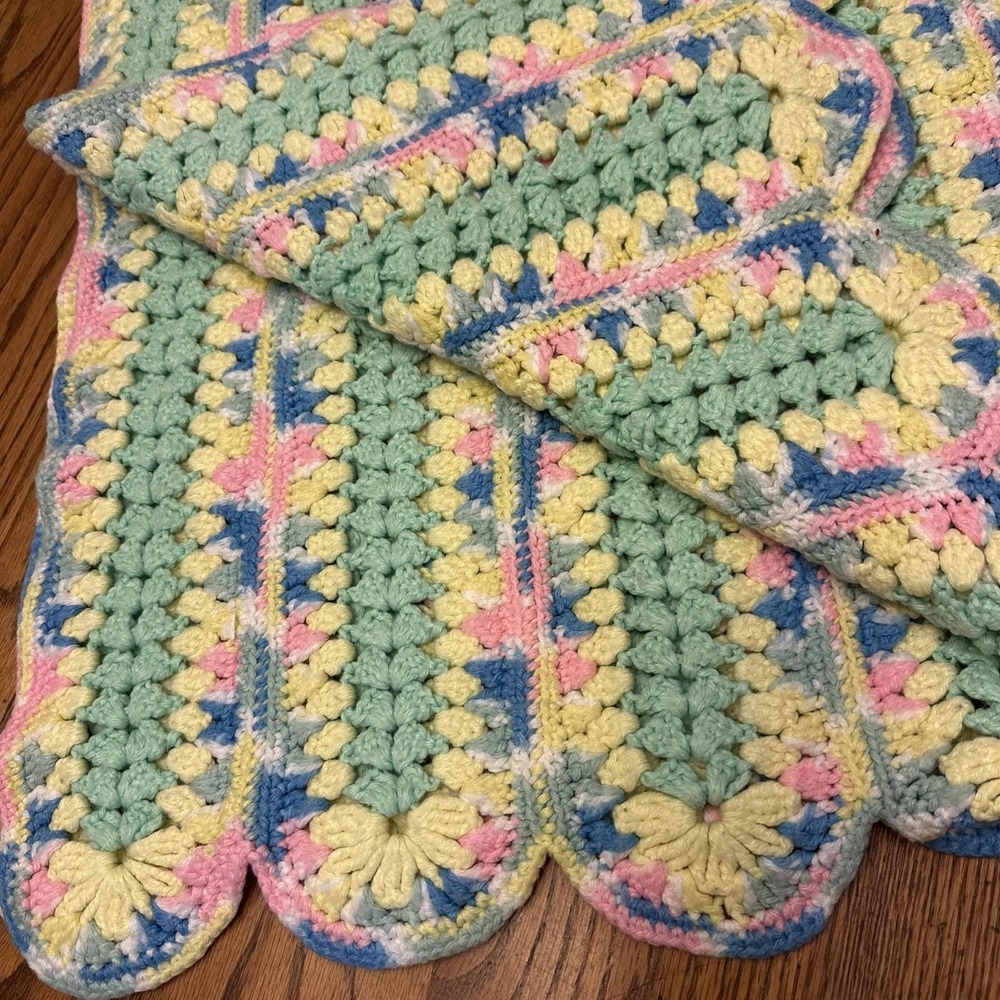 Vintage Crochet Blanket Afghan Pastel Scalloped Edge Yellow Green Pink Blue Baby